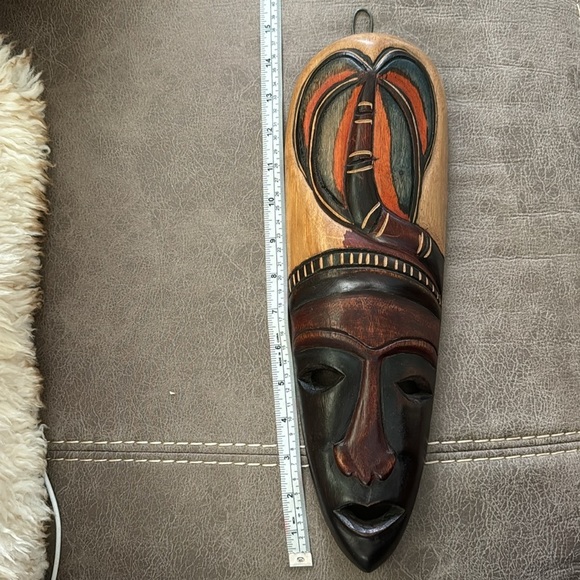 NWOT Bundle TWO Home Decor African Wooden Masks - Picture 3 of 6